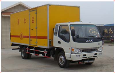 江淮爆破器材運輸車(chē)圖片