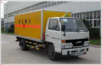 江鈴爆破器材運輸車(chē)圖片